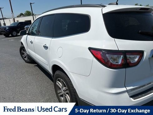 Used 2017 Chevrolet Traverse LT AWD/4WD image 8