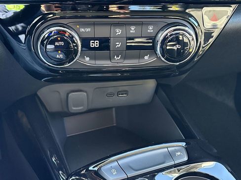 New 2026 Chevrolet Trax ACTIV w/ Driver Confidence Package image 18