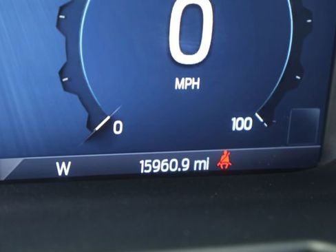 Used 2020 GMC Yukon Denali w/ Denali Premium Package image 22