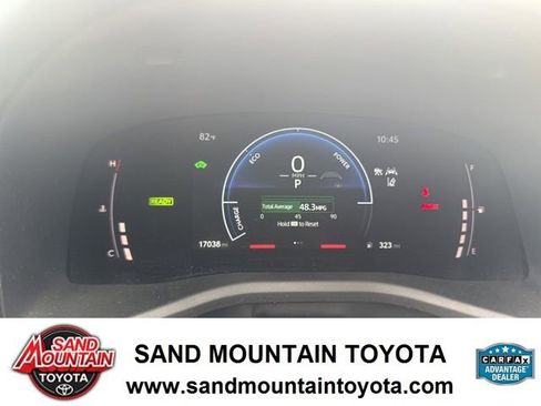 Used 2025 Toyota Camry LE image 12