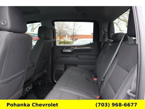 Used 2023 Chevrolet Silverado 1500 LT image 27