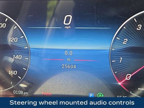 Used 2023 Mercedes-Benz GLC 300 4MATIC image 6
