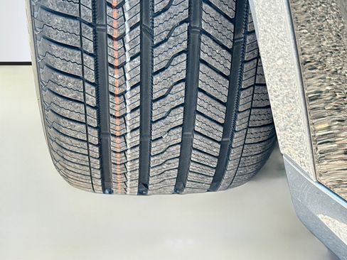 Used 2023 BMW X7 xDrive40i w/ Executive Package image 45