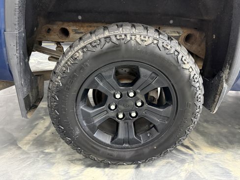 Used 2017 GMC Sierra 1500 SLT w/ All Terrain X Package AWD/4WD image 29