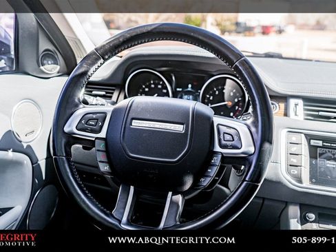 Used 2016 Land Rover Range Rover Evoque HSE image 19