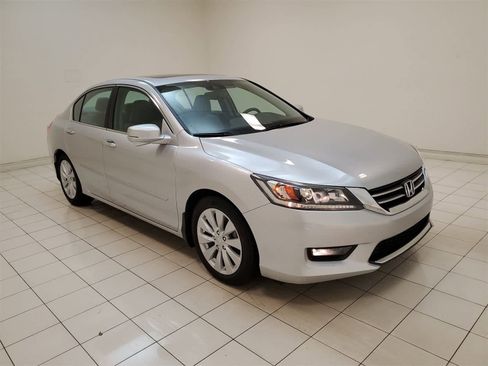 Used 2015 Honda Accord EX-L image 25