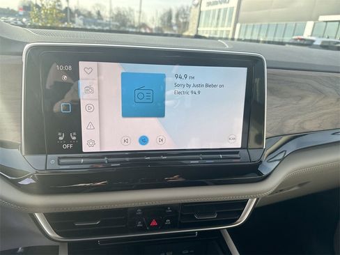 New 2026 Volkswagen Atlas SE image 14