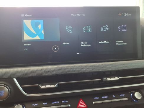 Used 2025 Hyundai Sonata SE FWD image 31