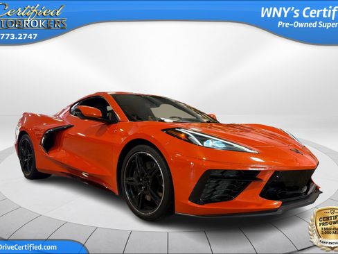 Used 2020 Chevrolet Corvette Stingray Preferred Cpe w/ 2LT Preferred Equipment Group RWD image 3