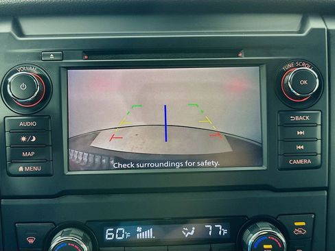 Used 2019 Nissan Titan SV w/ SV Convenience Package AWD/4WD image 14
