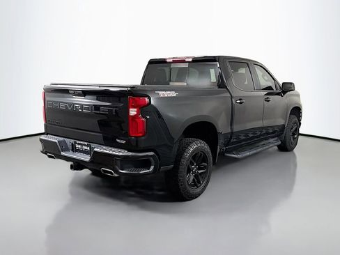 Used 2021 Chevrolet Silverado 1500 LT Trail Boss w/ Convenience Package II image 7