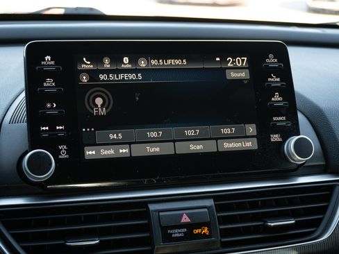 Used 2018 Honda Accord Sport image 22