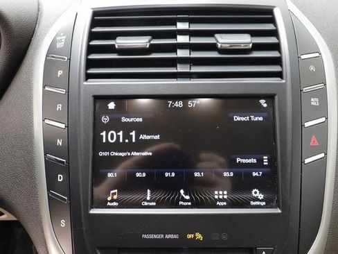Used 2017 Lincoln MKC Premiere image 13