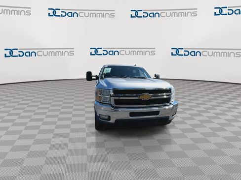 Used 2014 Chevrolet Silverado 2500 LT w/ Interior Plus Package AWD/4WD image 3