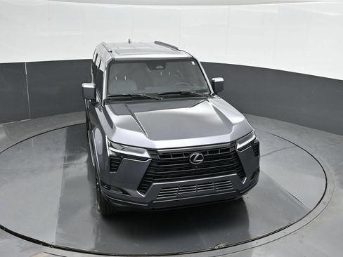 Used 2025 Lexus GX 550 w/ Accessory Package (2T) AWD/4WD image 41