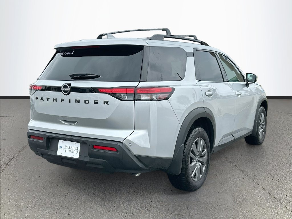 Used 2025 Nissan Pathfinder SV w/ Black Appearance Package FWD image 7