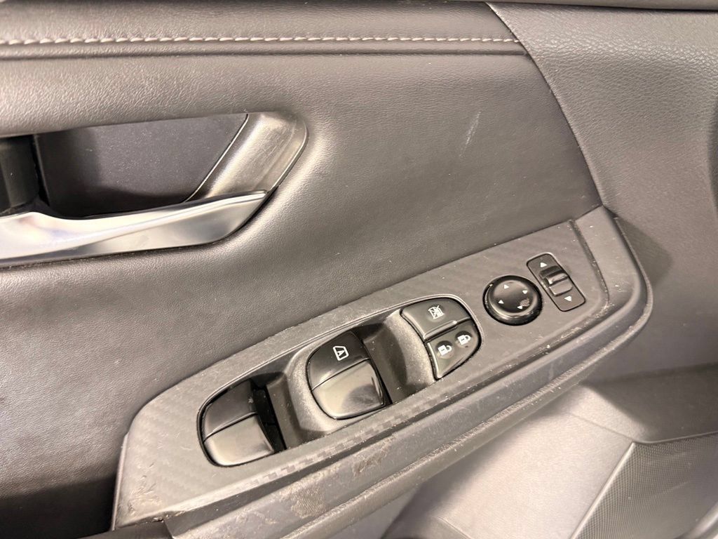 Used 2023 Nissan Sentra SV FWD image 22