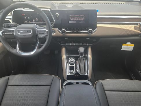 New 2026 GMC Canyon Denali AWD/4WD image 7