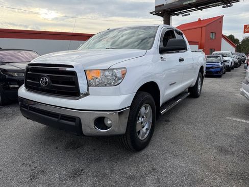 Used 2012 Toyota Tundra 4x4 Double Cab w/ TRD Off-Road Pkg image 4