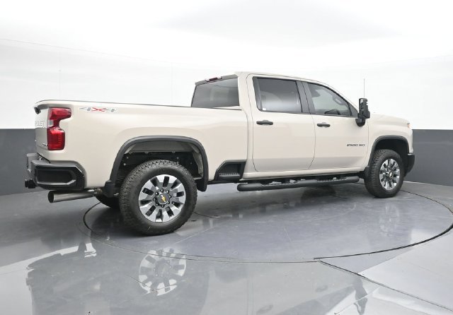 New 2026 Chevrolet Silverado 2500 Custom w/ Custom Value Package AWD/4WD image 11