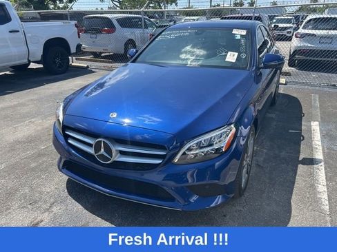 Used 2020 Mercedes-Benz C 300 Sedan image 2