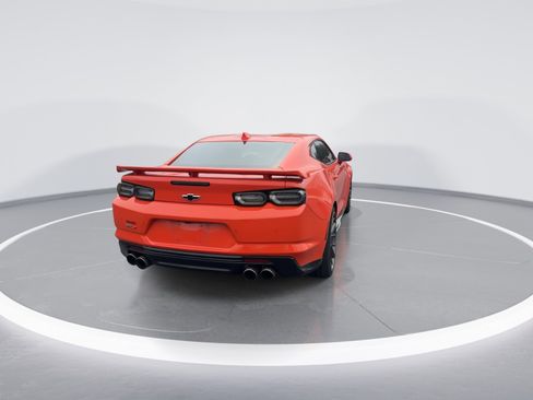 Used 2019 Chevrolet Camaro ZL1 image 8