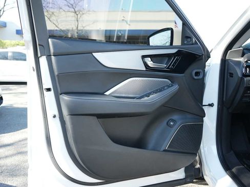 Certified 2024 Acura MDX SH-AWD w/ Technology Package image 17