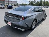 Used 2025 Hyundai Sonata SE image 5