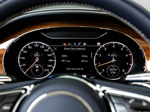 Used 2024 Bentley Continental GT AWD/4WD image 38