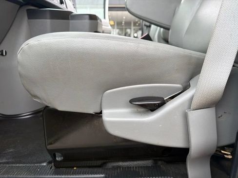 Used 2022 Ford E-450 and Econoline 450 Super Duty w/ Power Windows & Locks Group RWD image 17
