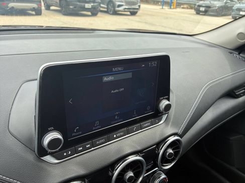 Used 2025 Nissan Sentra SV FWD image 20