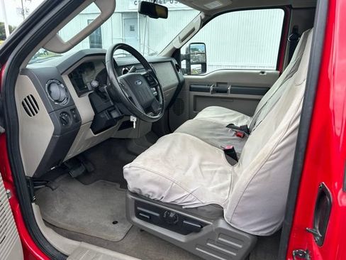 Used 2010 Ford F250 XLT AWD/4WD image 9