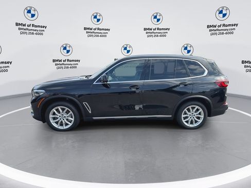 Used 2023 BMW X5 xDrive40i AWD/4WD image 5