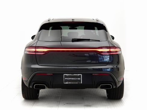 New 2025 Porsche Macan image 35