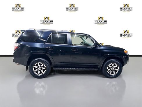 Used 2024 Toyota 4Runner TRD Off-Road image 4