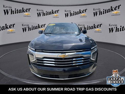 Certified 2025 Chevrolet Tahoe LT RWD image 3
