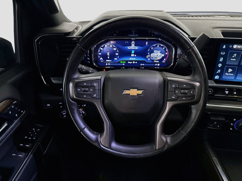 Used 2025 Chevrolet Silverado 3500 High Country w/ Technology Package AWD/4WD image 11