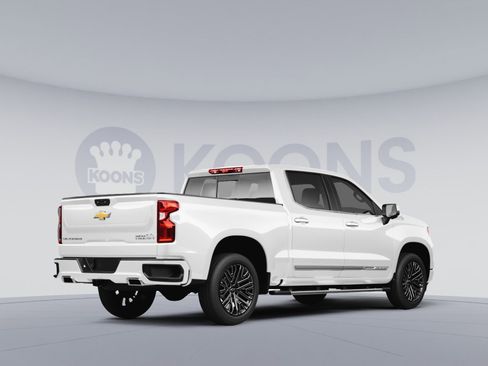 New 2026 Chevrolet Silverado 1500 High Country w/ High Country Premium Package AWD/4WD image 4