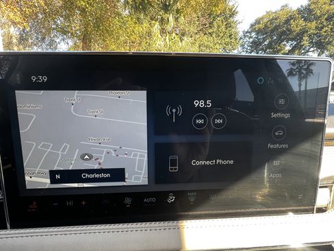 Used 2023 Lincoln Corsair FWD image 26