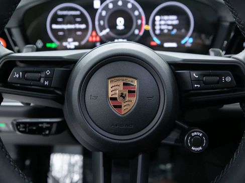 New 2026 Porsche Cayenne image 14