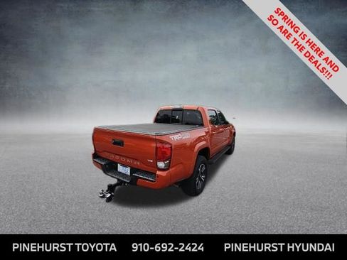 Used 2016 Toyota Tacoma TRD Sport w/ Premium & Technology Package image 14