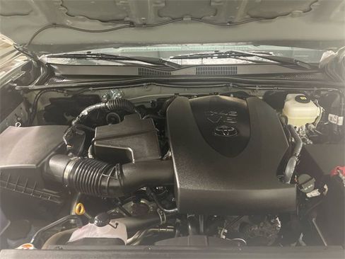 Used 2023 Toyota Tacoma TRD Off-Road image 24