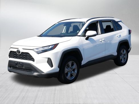 Certified 2025 Toyota RAV4 XLE AWD/4WD image 3
