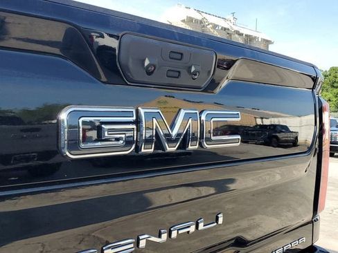 New 2026 GMC Sierra 3500 Denali Ultimate AWD/4WD image 7