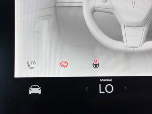 Used 2023 Tesla Model 3 Standard Range RWD image 26