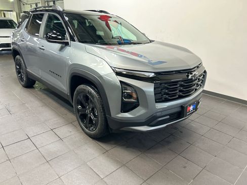 New 2026 Chevrolet Equinox LT AWD/4WD image 2