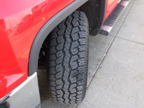 Used 2018 GMC Sierra 1500 SLE w/ SLE Value Package image 13