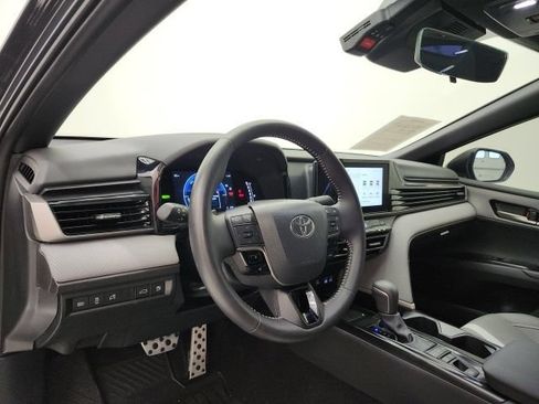 Used 2026 Toyota Camry SE FWD image 49
