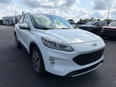 Used 2022 Ford Escape SEL AWD/4WD image 2