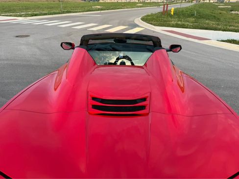 Used 2025 Chevrolet Corvette Stingray Convertible w/ 1LT RWD image 14